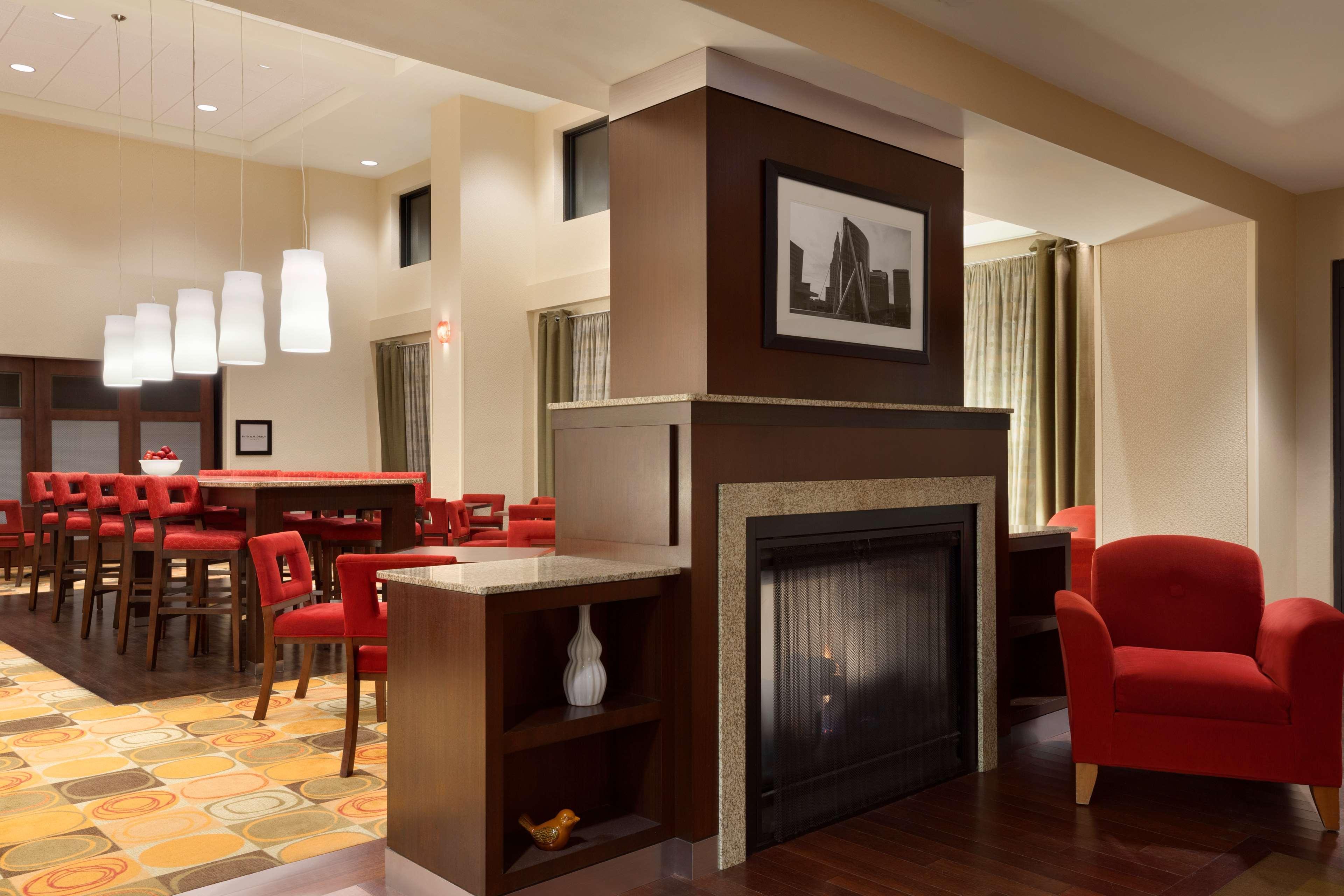 Hampton Inn & Suites Іст-Хартфорд Екстер'єр фото